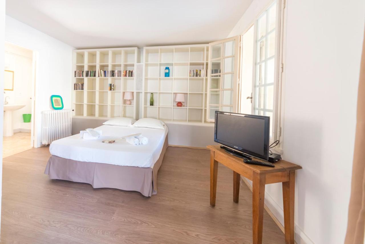 Appartement De Charme - Vue Sur Remparts - Wifi Gratuit - Parking Payant A Proximite Avinhão Exterior foto